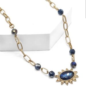 Dustlight Bloom - Blue Necklace